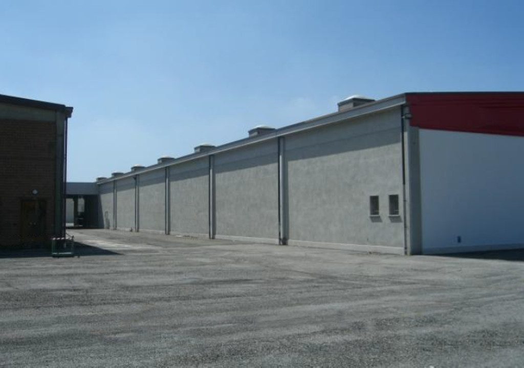 capannoni-locazione-commerciale-areab capannoni-locazione-commerciale-areab